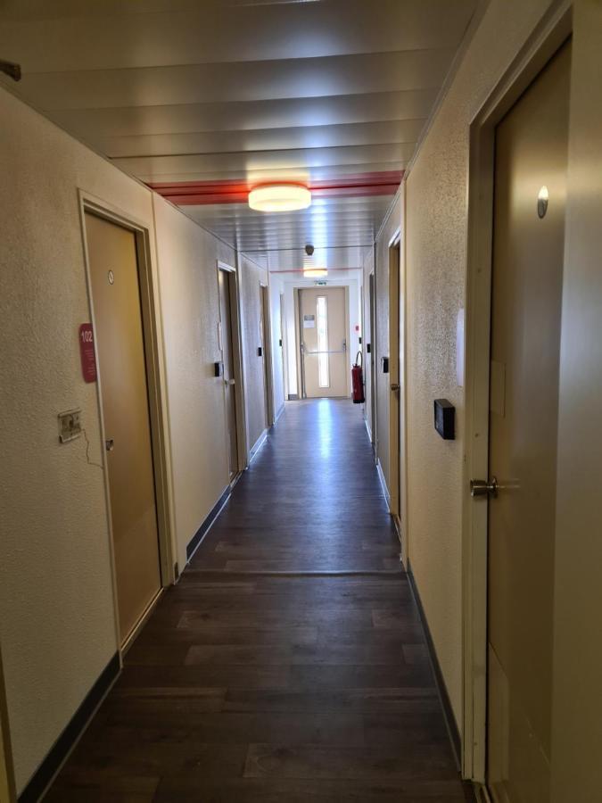 Hotelf1 Pontarlier Kültér fotó